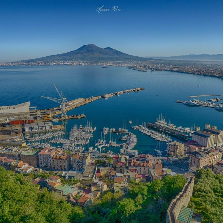 yacht club marina di stabia prezzi